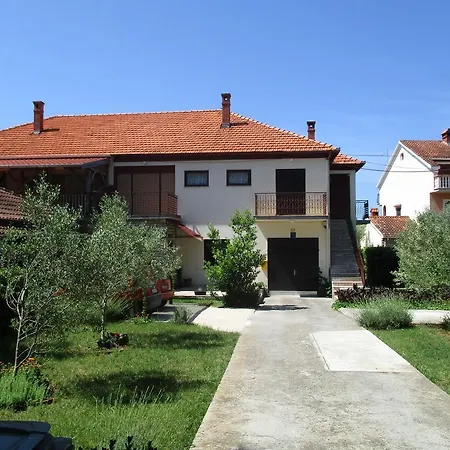 Apartment Eduard Simicev Zadar